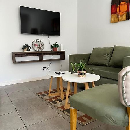 Luminoso Departamento En Zona Residencial Apartment เมนโดซา ภายนอก รูปภาพ